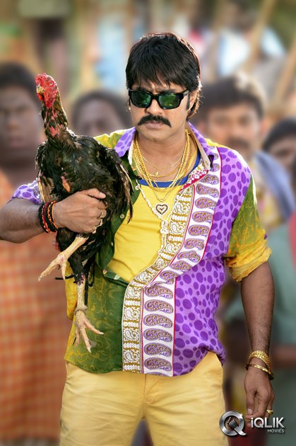 Govindhudu Andari Vaadele